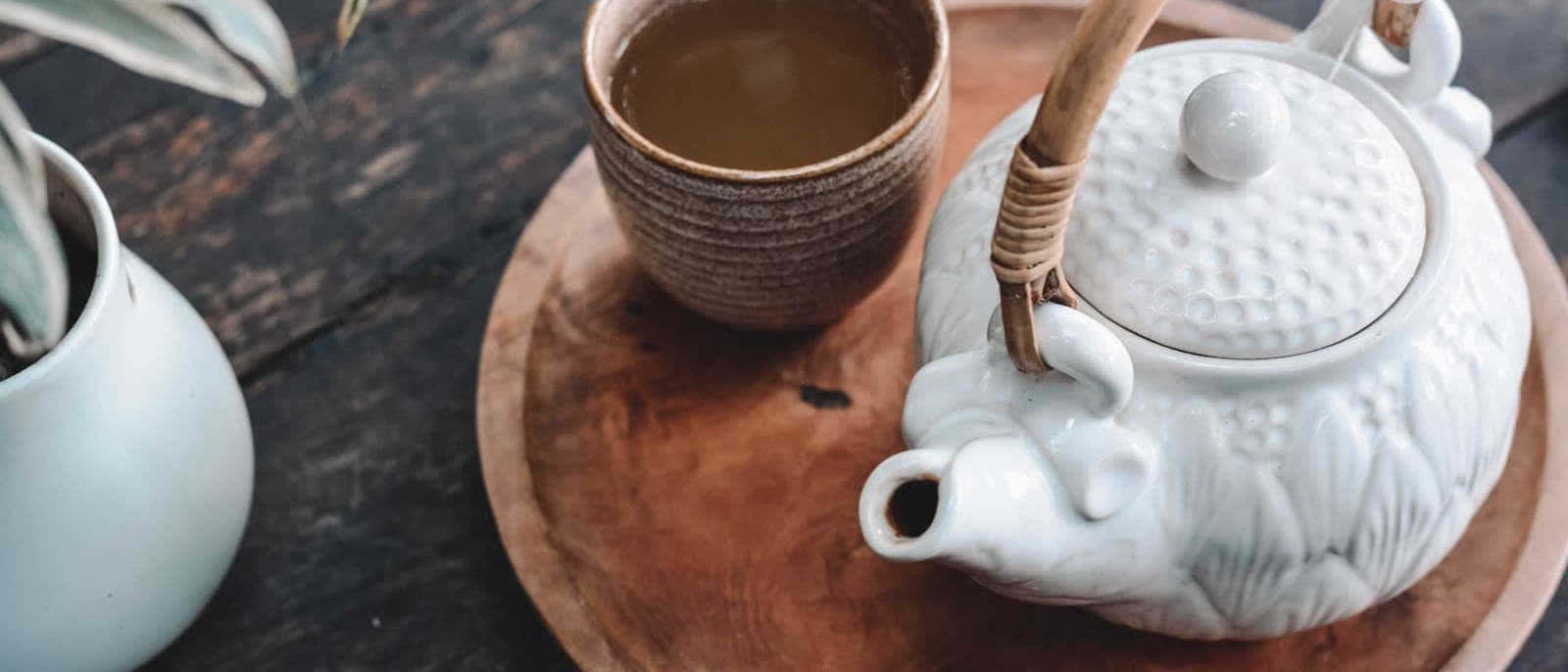 শ্রীমঙ্গলের সবুজ চা বাগানের সারি
